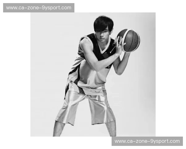 诸神黄昏与流量迷城:当周杰伦遇上吴亦凡,谁才是华语乐坛的真正底色? 诸神黄昏与流量迷城:当周杰伦遇上吴亦凡,谁才是华语乐坛的真正底色?